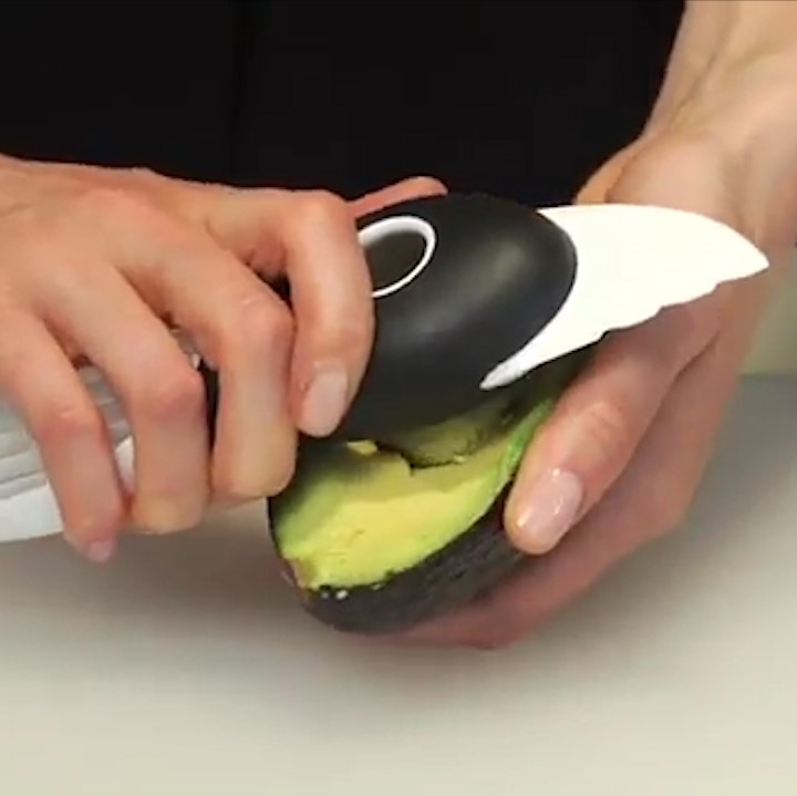3-in-1-avocadosnijder